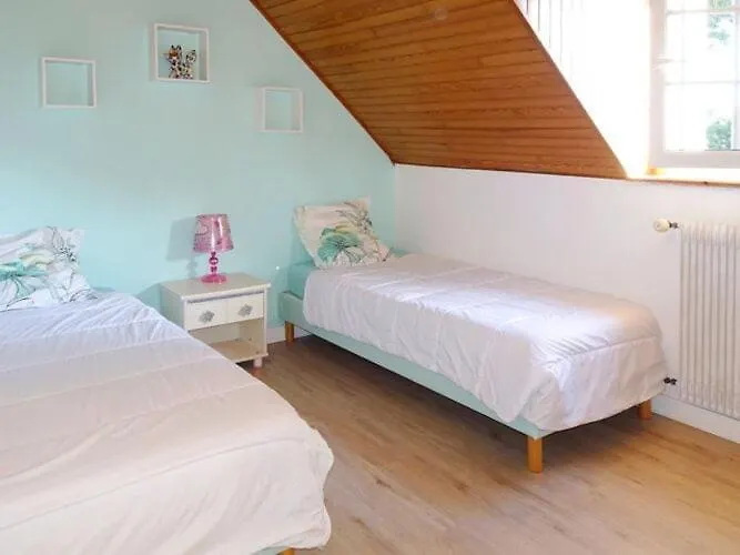 Villa Semi-Detached House, Fouesnant 0*,  Francia